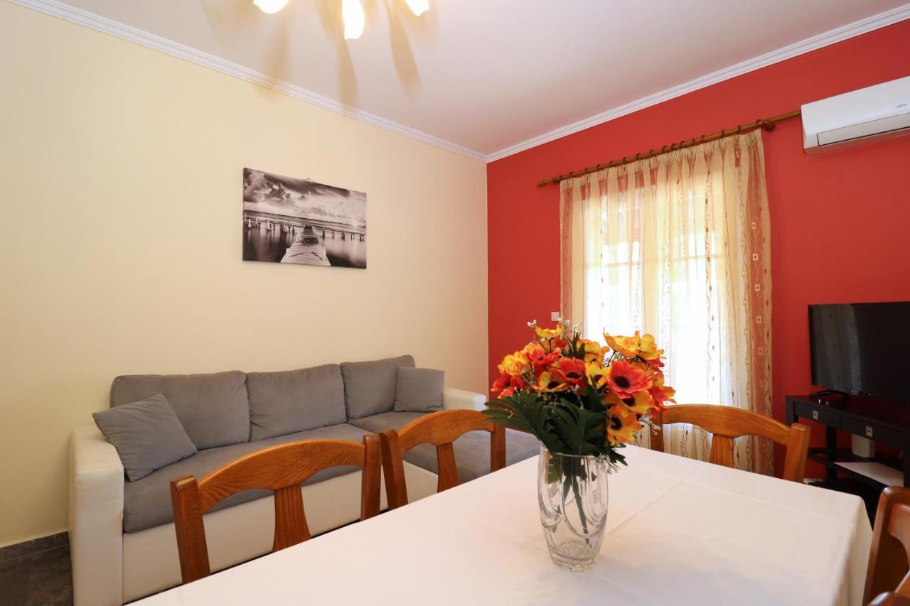A Nice Apartment- Corfu Town, Kanoni エクステリア 写真